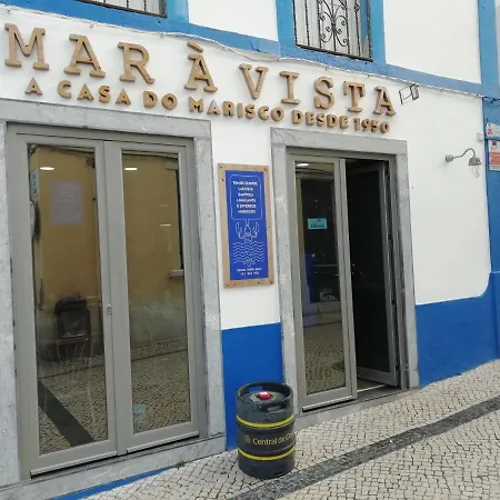 Casa Amarela - Sol E Ferias 別荘 *